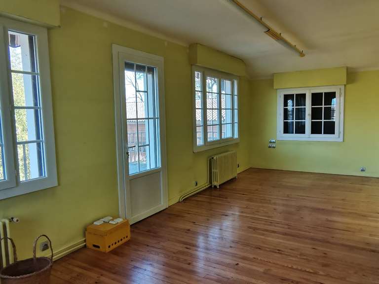 Maison Nègrepelisse - 6 chambres - 302m²