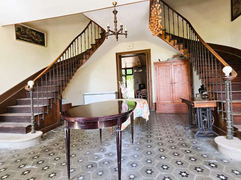 Maison Nègrepelisse - 9 chambres - 214m²