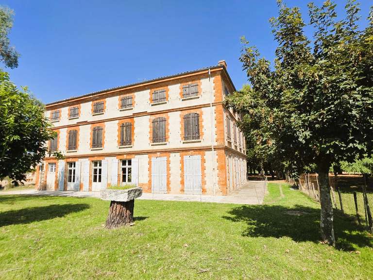 Maison Nègrepelisse - 9 chambres - 214m²