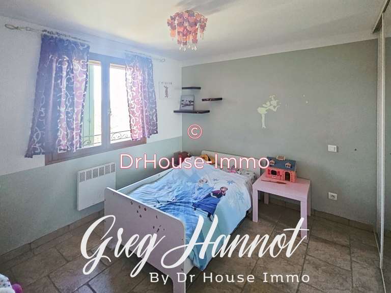 Néoules Maison, villa et propriété à vendre BellesPierres