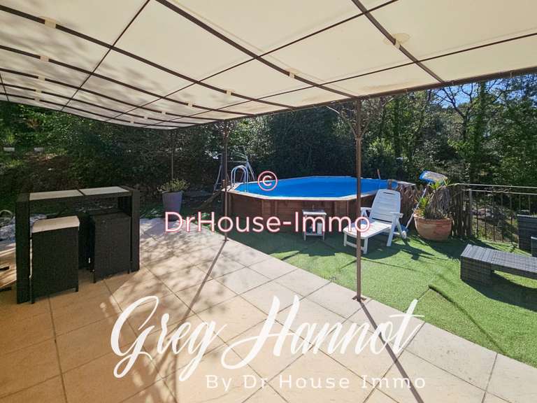 Néoules Maison, villa et propriété à vendre BellesPierres