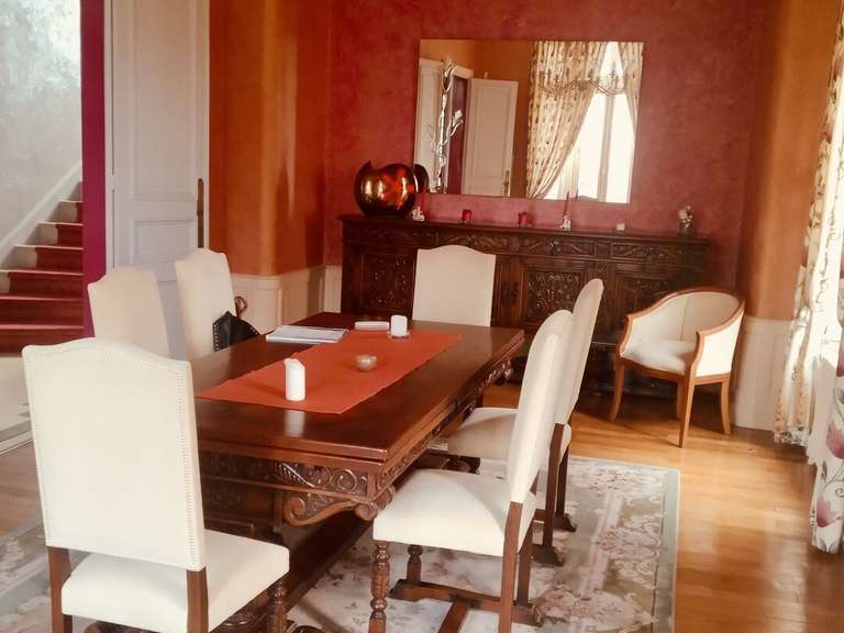 Villa Néris-les-Bains - 5 chambres - 285m²