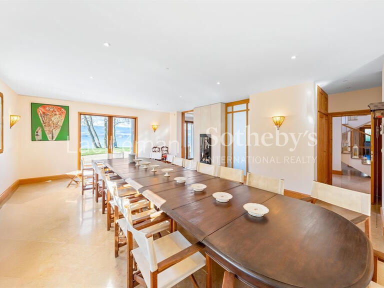 House Nernier - 8 bedrooms - 539m²