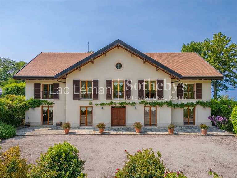 Maison Nernier - 8 chambres - 539m²