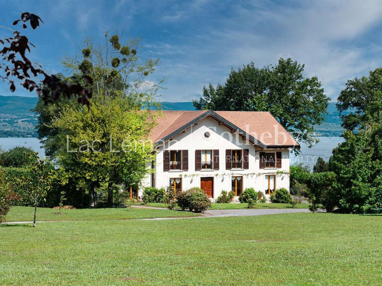 House Nernier - 8 bedrooms - 539m²