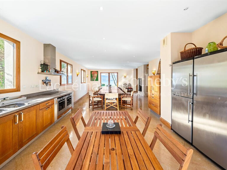 House Nernier - 8 bedrooms - 539m²