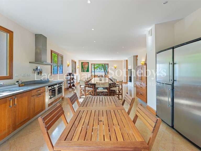 Maison Nernier - 8 chambres - 539m²