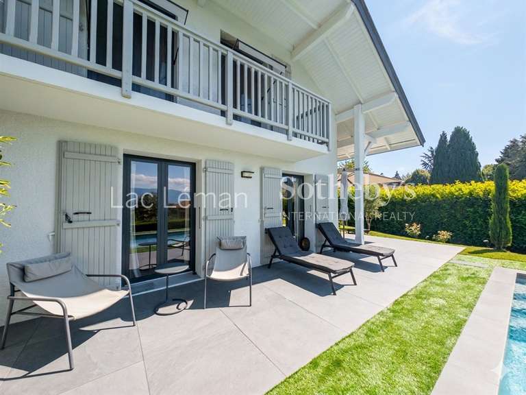 Maison Nernier - 3 chambres - 150m²