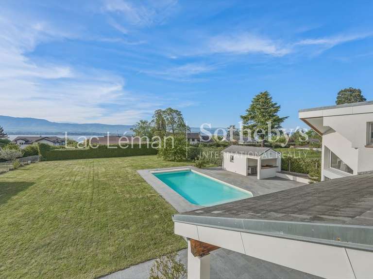 Maison Nernier - 5 chambres - 240m²