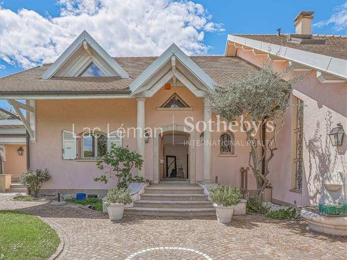 House Nernier - 320m²