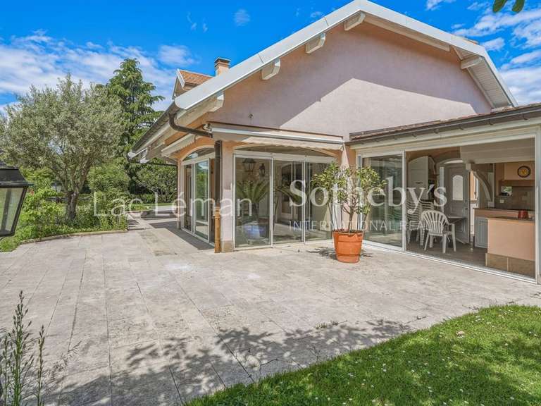 Maison Nernier - 320m²