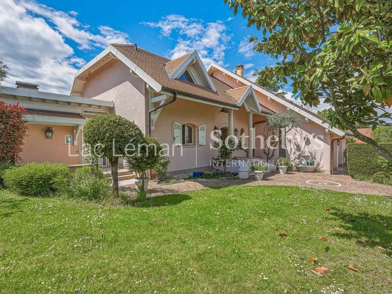 Maison Nernier - 320m²