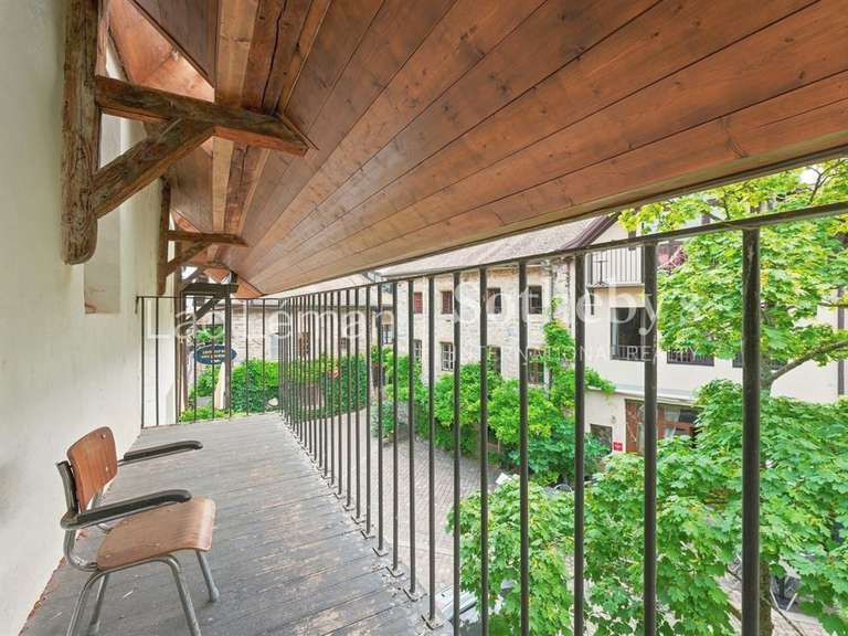 Maison Nernier - 5 chambres - 142m²