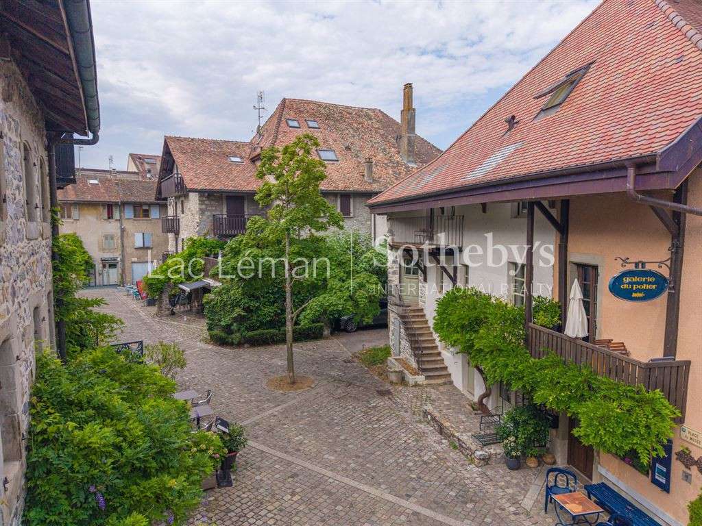 Maison Nernier