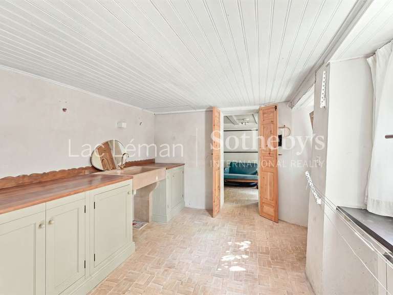 Maison Nernier - 5 chambres - 142m²