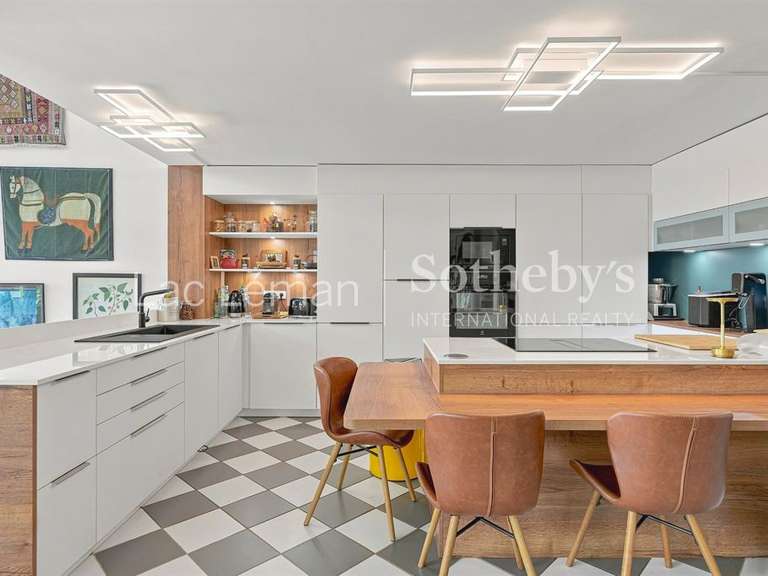 Maison Nernier - 5 chambres - 310m²