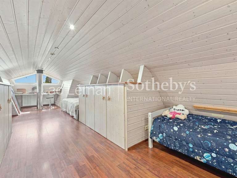 Maison Nernier - 5 chambres - 310m²