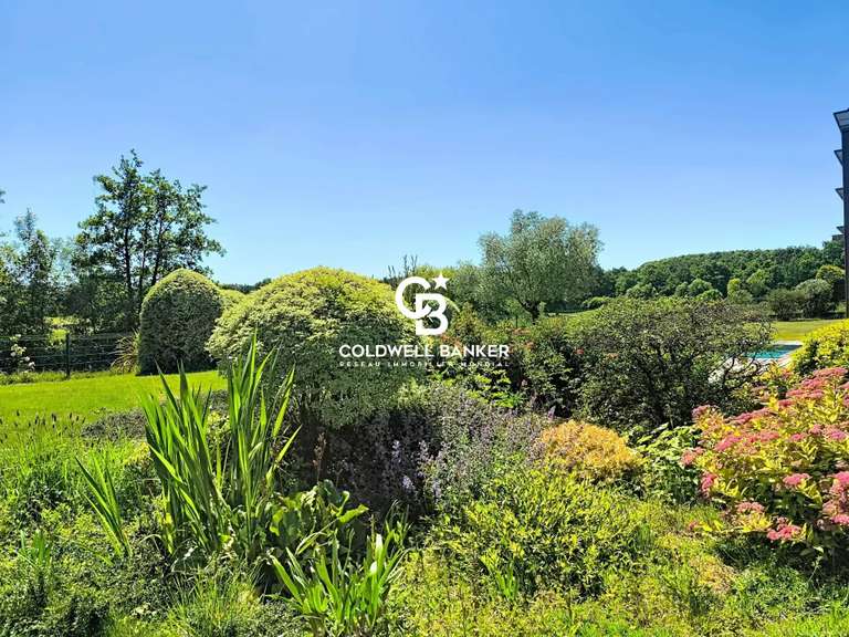 Maison Nesmy - 4 chambres - 263m²