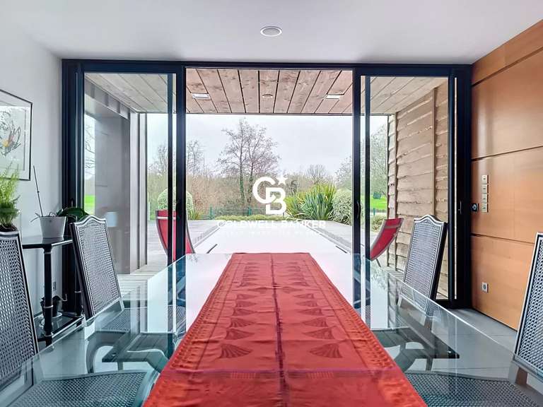 Maison Nesmy - 4 chambres - 263m²