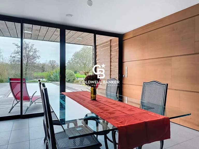 Maison Nesmy - 4 chambres - 263m²