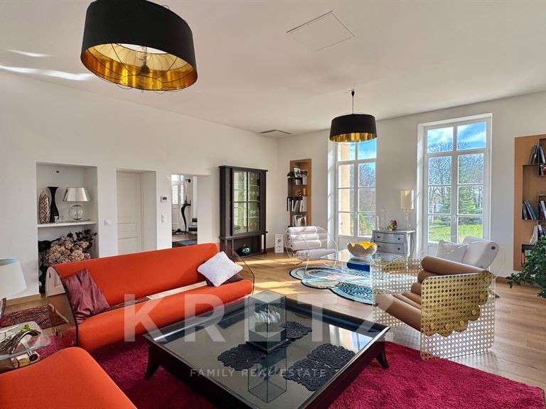 Château Neuillé-Pont-Pierre - 5 chambres - 420m²