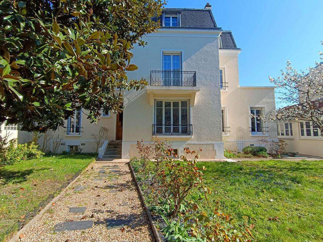 House Neuilly-Plaisance