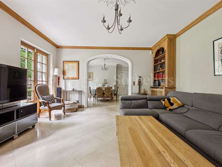Maison Neuilly-Plaisance - 5 chambres - 200m²