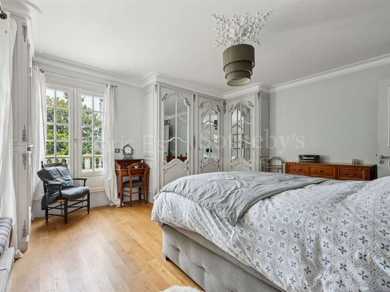 Maison Neuilly-Plaisance - 5 chambres - 200m²