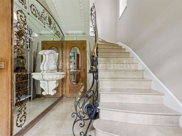 Maison Neuilly-Plaisance - 5 chambres - 200m²