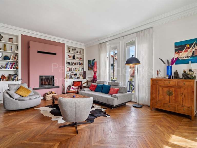 Maison Neuilly-Plaisance - 5 chambres - 231m²