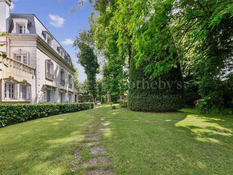 Maison Neuilly-Plaisance - 5 chambres - 185m²