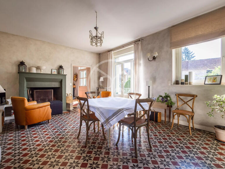 Sale Unusual property Neuilly-Saint-Front - 4 bedrooms