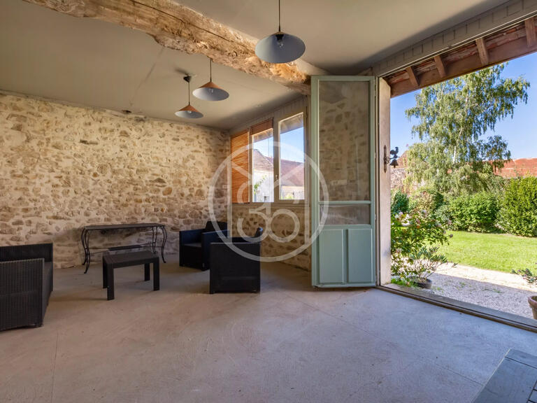 Sale Unusual property Neuilly-Saint-Front - 4 bedrooms