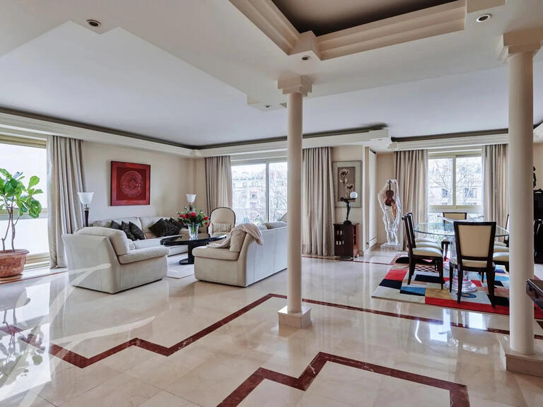 Sale Apartment Neuilly-sur-Seine - 3 bedrooms