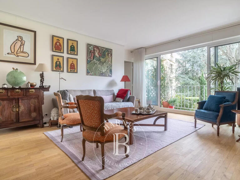 Sale Apartment Neuilly-sur-Seine - 2 bedrooms