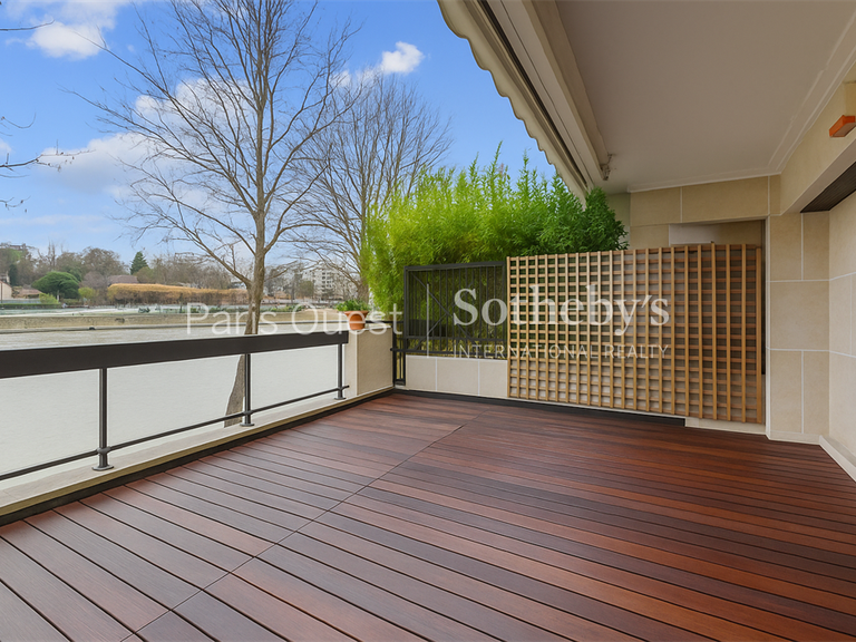 Appartement Neuilly-sur-Seine - 2 chambres - 93m²