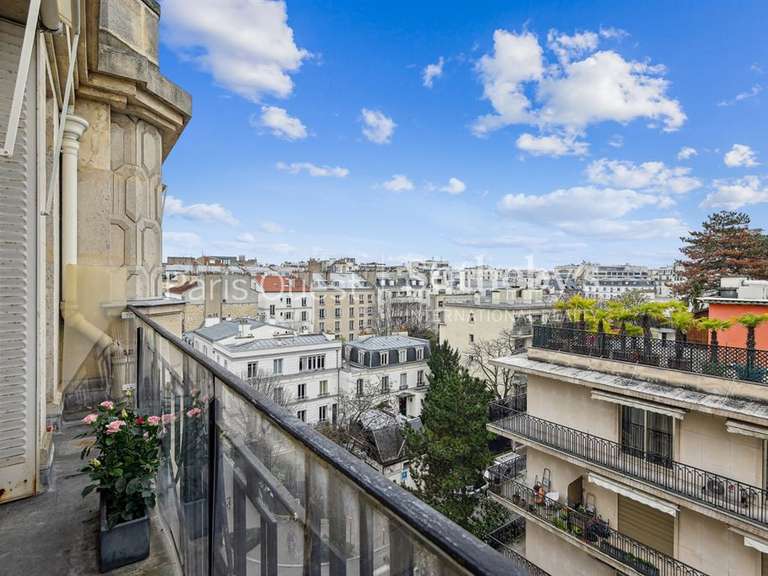 Appartement Neuilly-sur-Seine - 3 chambres - 245m²
