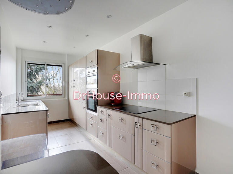 Apartment Neuilly-sur-Seine - 2 bedrooms - 107m²