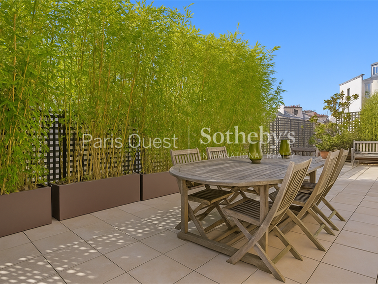 Apartment Neuilly-sur-Seine - 4 bedrooms - 184m²