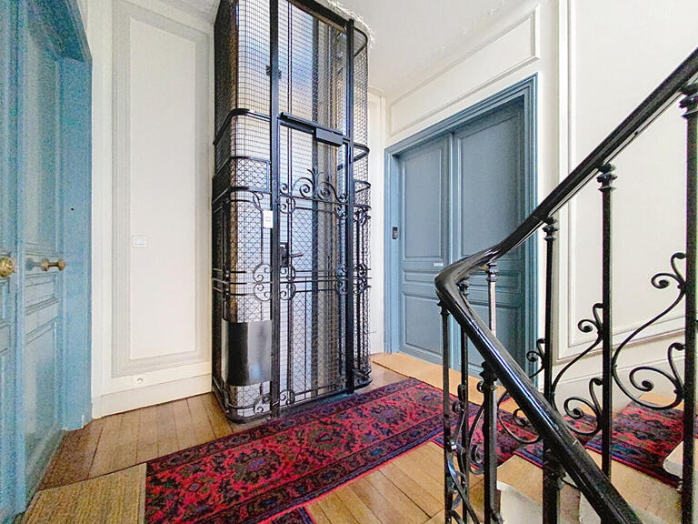 Appartement Neuilly-sur-Seine - 2 chambres - 86m²