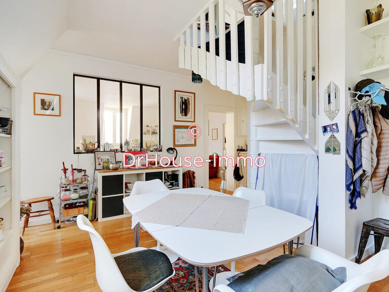 Apartment Neuilly-sur-Seine - 2 bedrooms - 70m²