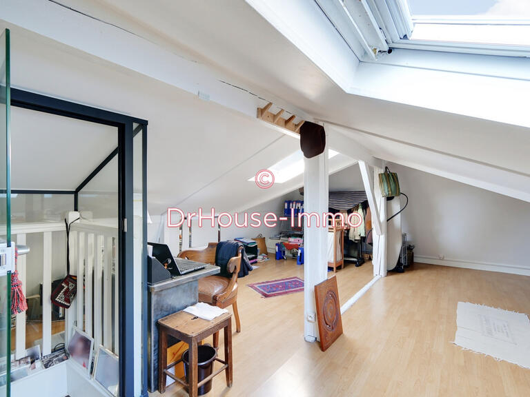 Apartment Neuilly-sur-Seine - 2 bedrooms - 70m²