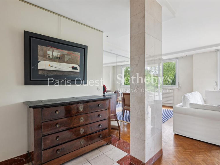 Apartment Neuilly-sur-Seine - 2 bedrooms - 102m²