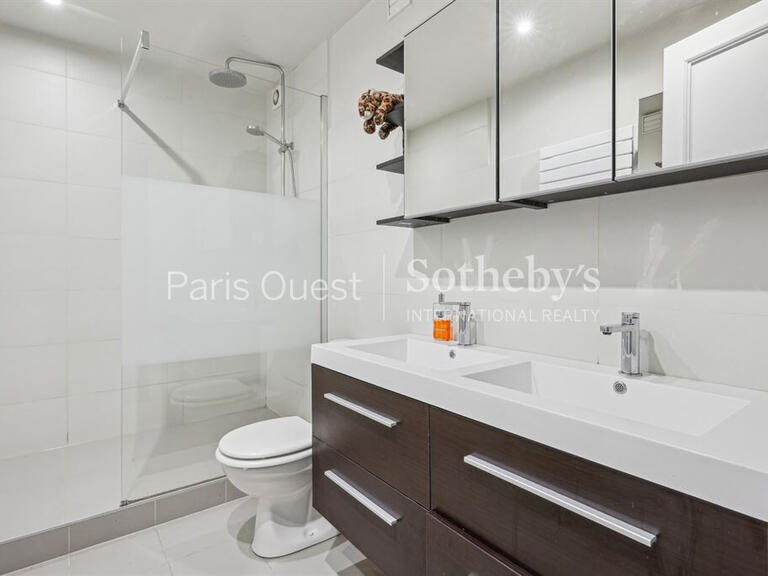 Apartment Neuilly-sur-Seine - 2 bedrooms - 92m²
