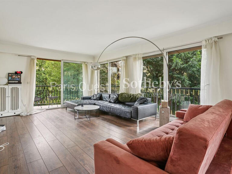 Apartment Neuilly-sur-Seine - 2 bedrooms - 92m²