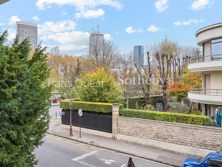 Apartment Neuilly-sur-Seine - 2 bedrooms - 92m²