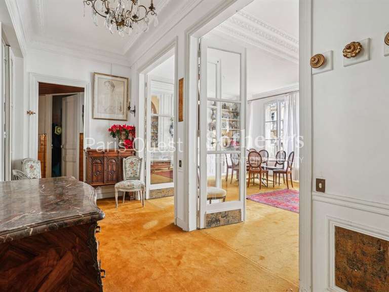Appartement Neuilly-sur-Seine - 3 chambres - 137m²