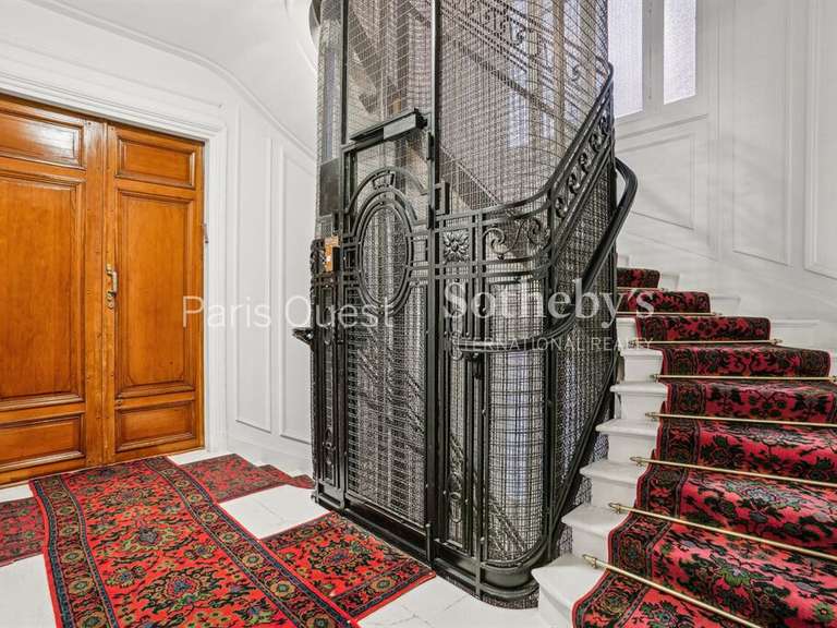 Appartement Neuilly-sur-Seine - 3 chambres - 137m²