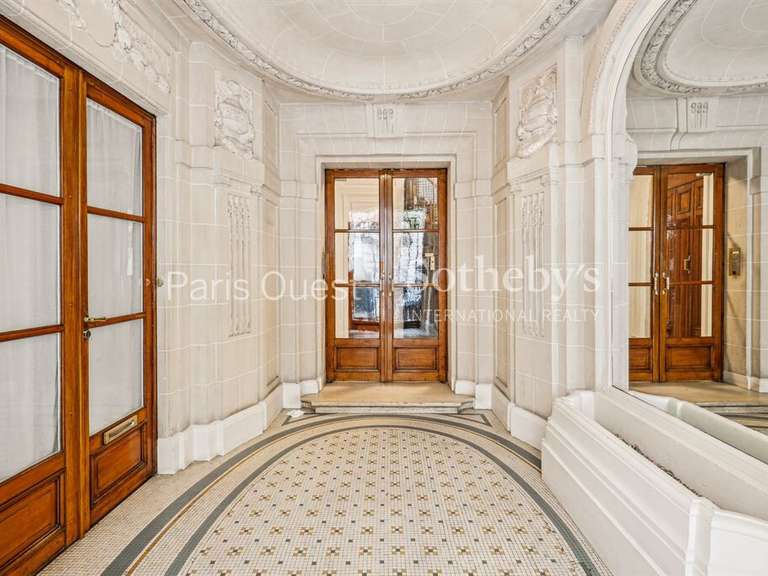 Appartement Neuilly-sur-Seine - 3 chambres - 137m²
