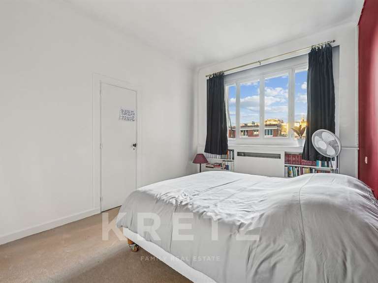 Apartment Neuilly-sur-Seine - 2 bedrooms - 145m²